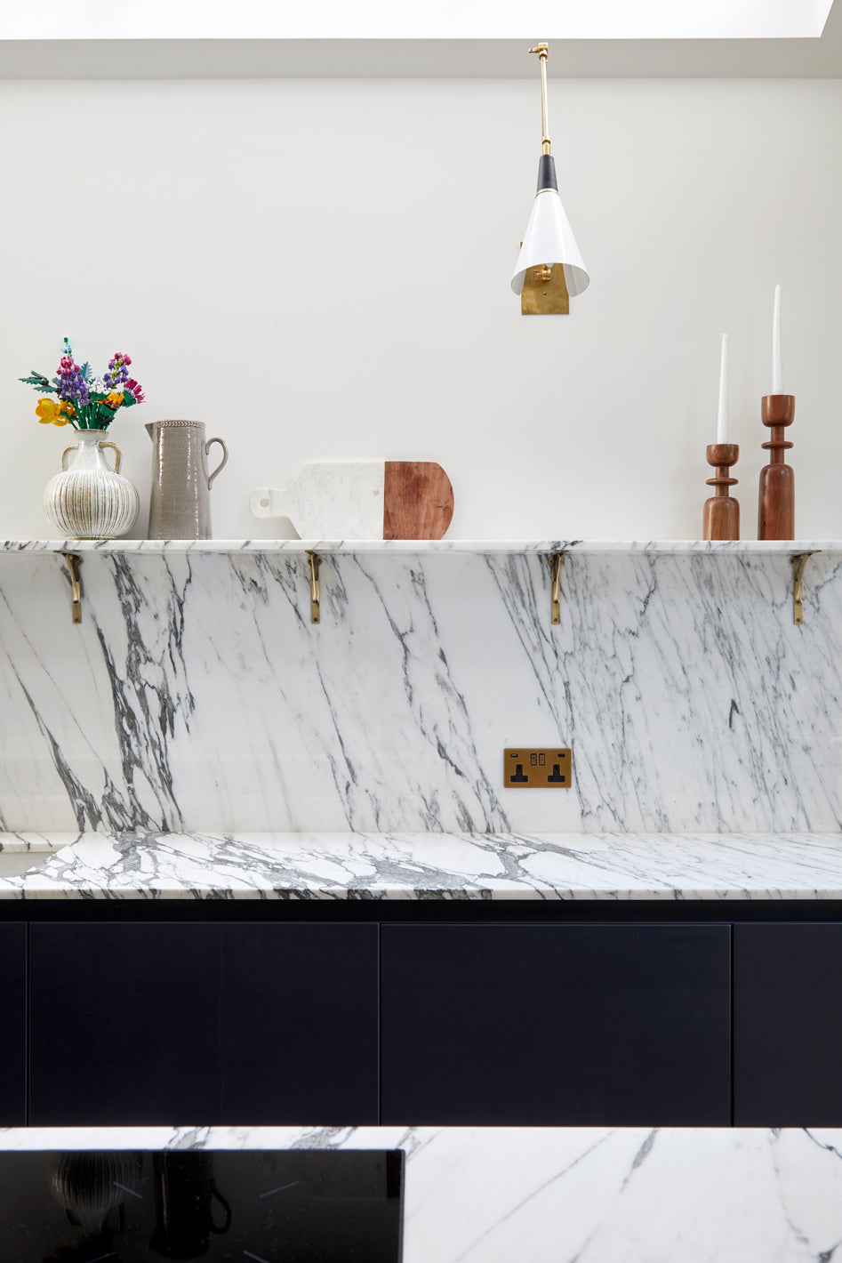 London Kitchen Supply Store,
Luxury kitchen supplier London,
Complete Kitchen,
Kitchen Design Services,
Design Your kitchen Project
European-made kitchen cabinets,
UGUISU Kitchen supplier,